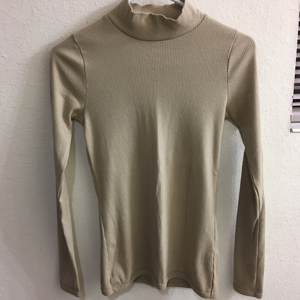 A&F Ribbed Mock Neck Top, S